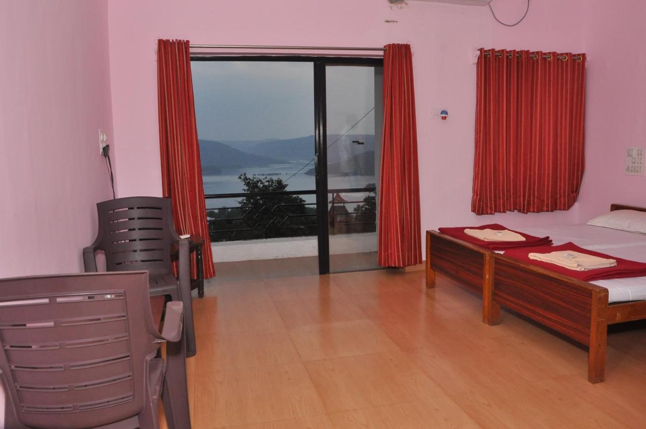 Koyna Lake Resort Koynanagar Extérieur photo